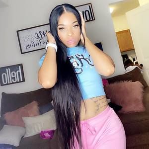 Meet your Posher, Mikela